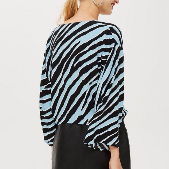 PETITE Zebra Tie Front Blouse - Picture 4 of 4